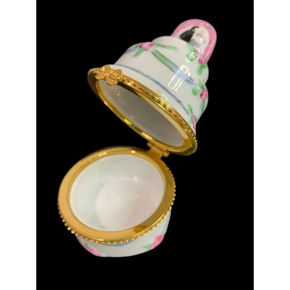 Porelain Hinged Trinket Ring Box Tiered Wedding Cake Bridal 3.2